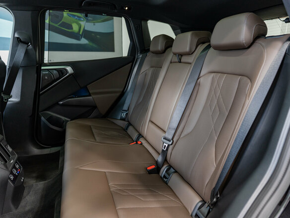 2024 BMW X3 20d xDrive IV (G45/G48), чёрный, 10400000 рублей - вид 29