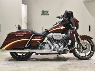 2010 Harley-Davidson CVO Street Glide, красный, 1177000 рублей, вид 2