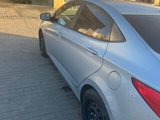 2011 Hyundai Solaris I, голубой, 910000 рублей, вид 2