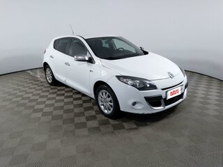 2011 Renault Megane III, белый, 500000 рублей, вид 1