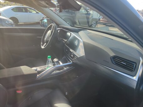 2022 Geely Tugella I, чёрный, 2980000 рублей, вид 4