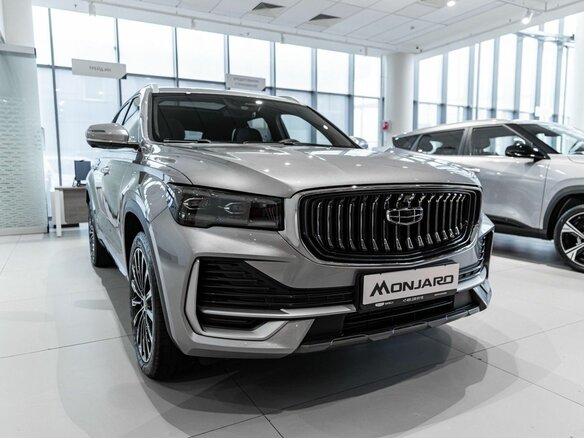 2026 Geely Monjaro I Рестайлинг, серебристый - вид 3