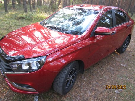2017 Lada (ВАЗ) Vesta I, красный, 800000 рублей, вид 2