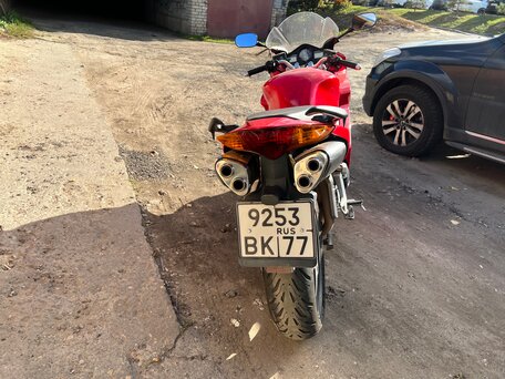 2002 Honda VFR 800, красный, 350000 рублей, вид 2