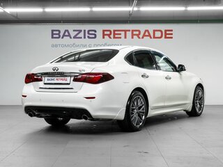 2015 Infiniti Q70 I Рестайлинг, белый, 2170000 рублей, вид 5