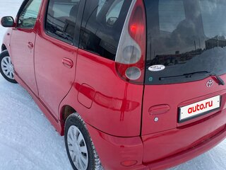2002 Toyota FunCargo, красный, 530000 рублей, вид 5