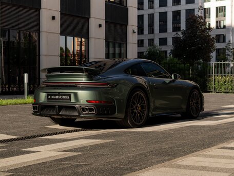 2026 Porsche 911 Turbo S VIII (992) Рестайлинг, зелёный, 37500000 рублей, вид 4