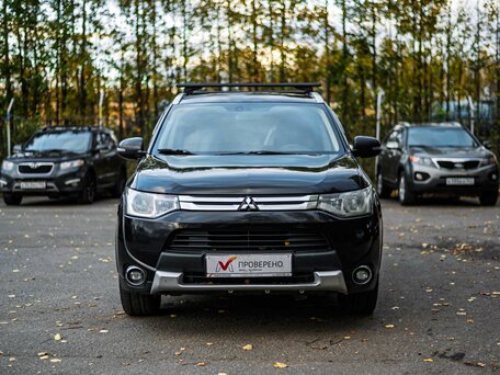 2014 Mitsubishi Outlander III Рестайлинг, чёрный, 1599000 рублей, вид 3