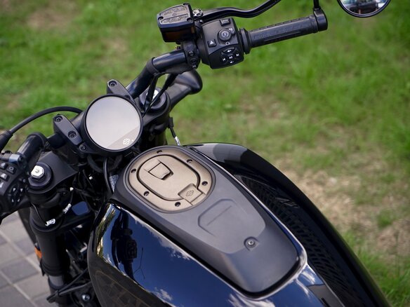 2022 Harley-Davidson Sportster S, чёрный, 1350000 рублей - вид 24