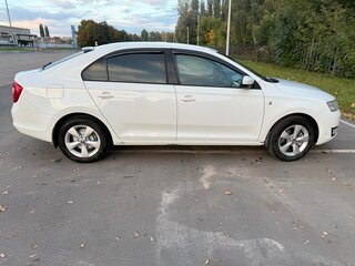 2014 Skoda Rapid I, белый, 650000 рублей, вид 4