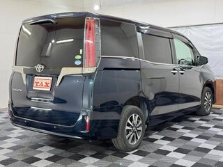 2020 Toyota Esquire I Рестайлинг, чёрный, 2153000 рублей, вид 3