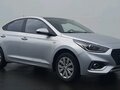 2018 Hyundai Solaris II, серебристый, 1200000 рублей - вид 2