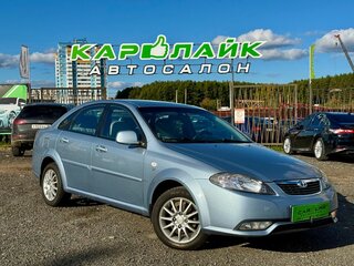 2013 Daewoo Gentra II, серебристый, 649000 рублей, вид 1