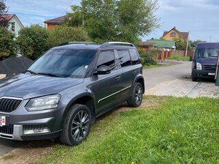 2016 Skoda Yeti I Рестайлинг, серый, 1250000 рублей, вид 1