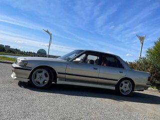 1992 Toyota Mark II VI (X80), бежевый, 650000 рублей, вид 2