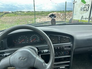 1993 Hyundai Lantra I, чёрный, 190000 рублей, вид 4