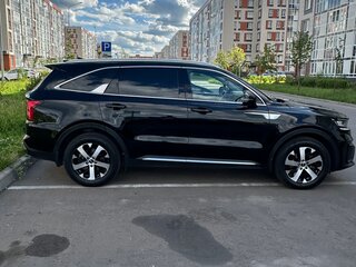 2023 Kia Sorento IV, чёрный, 3450000 рублей, вид 2