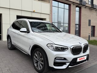 2018 BMW X3 30i xDrive III (G01), белый, 3590000 рублей, вид 3