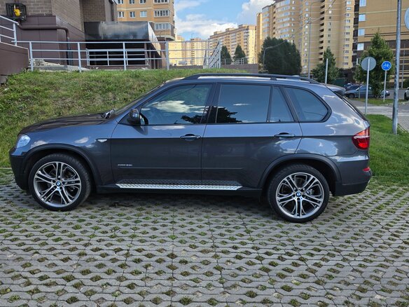 2013 BMW X5 35i II (E70) Рестайлинг, серый, 2090000 рублей - вид 11