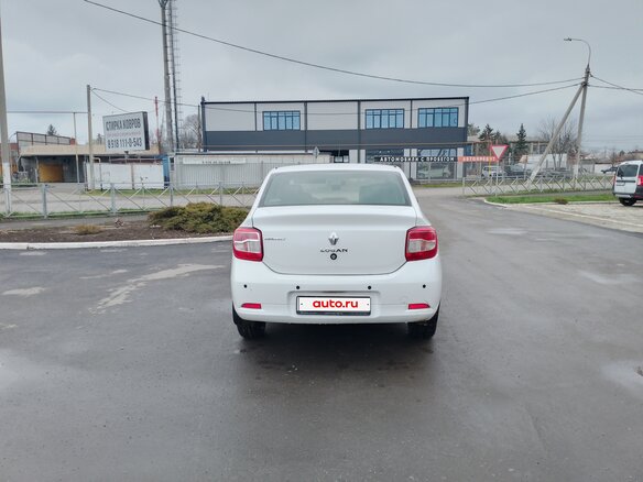 2014 Renault Logan II, белый, 480000 рублей - вид 2