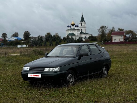 2002 Lada (ВАЗ) 2112, зелёный, 104000 рублей