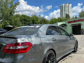 2010 Mercedes-Benz E-Класс 300 IV (W212, S212, C207), серый, 1300000 рублей, вид 4