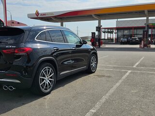 2020 Mercedes-Benz GLA AMG 45 AMG II (H247), чёрный, 4200000 рублей, вид 5