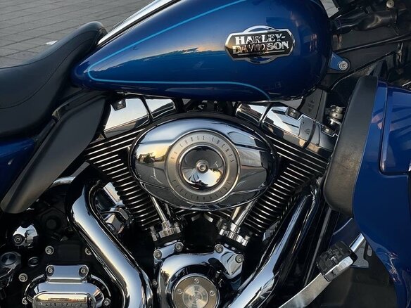 2009 Harley-Davidson Electra Glide, синий, 700000 рублей - вид 16