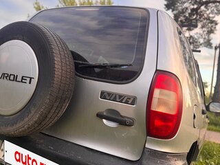 2004 Chevrolet Niva I, серебристый, 350000 рублей, вид 4