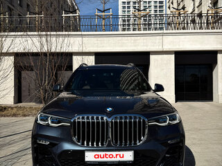 2019 BMW X7 30d I (G07), серый, 8500000 рублей, вид 4