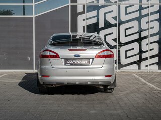 2010 Ford Mondeo IV Рестайлинг, серебристый, 690000 рублей, вид 4