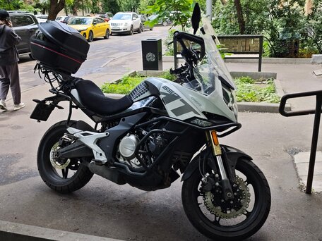 2022 CFMoto 650MT, серый, 420000 рублей, вид 1