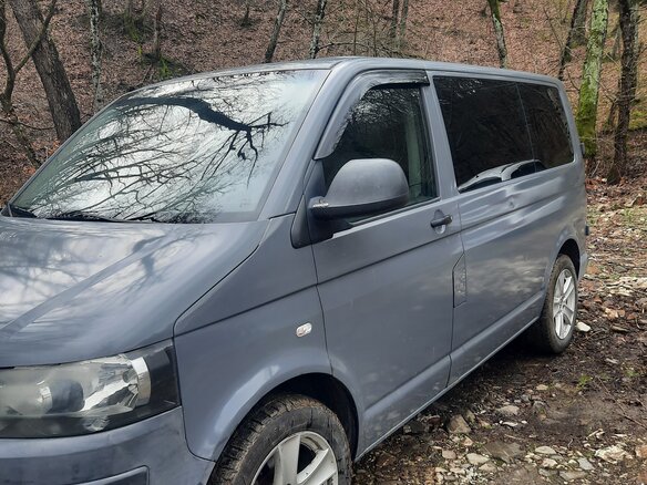 2011 Volkswagen Caravelle T5 Рестайлинг, серый - вид 3