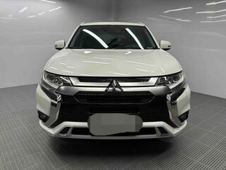 2021 Mitsubishi Outlander III Рестайлинг 3, белый, 2015000 рублей, вид 2