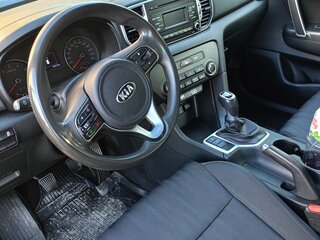 2018 Kia Sportage IV, коричневый, 1750000 рублей, вид 4
