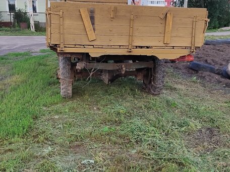 2003 КамАЗ 5511, красный, 70000 рублей, вид 2