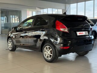 2018 Ford Fiesta Mk6 Рестайлинг, чёрный, 755000 рублей, вид 5