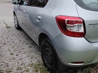 2017 Renault Sandero II, серый, 750000 рублей, вид 4