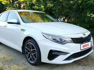 2019 Kia Optima IV Рестайлинг, белый, 1950000 рублей, вид 1