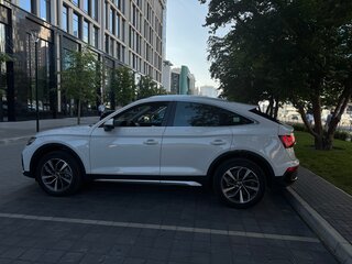 2022 Audi Q5 Sportback 45 TFSI I (FY), белый, 5500000 рублей, вид 2