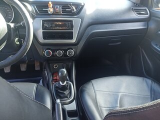 2015 Kia Rio III Рестайлинг, серебристый, 693000 рублей, вид 5