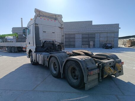 2023 Sinotruk Sitrak C7H, белый, 6100000 рублей, вид 4