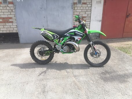 2004 Kawasaki KX 250, зелёный, 297000 рублей, вид 4