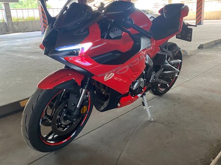 2026 Voge RR500S, красный, 699000 рублей, вид 4