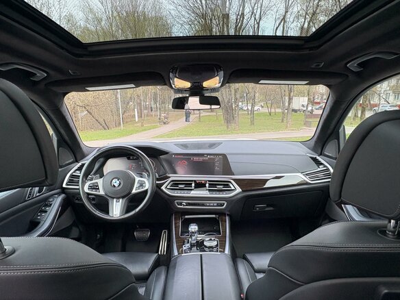 2020 BMW X5 40i IV (G05/G18), белый, 8525000 рублей - вид 38