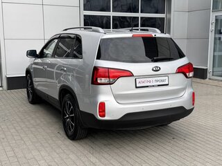 2013 Kia Sorento II Рестайлинг, серебристый, 1740000 рублей, вид 5