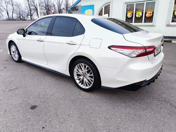 2019 Toyota Camry VIII (XV70), белый, 3700000 рублей - вид 13