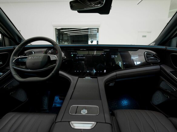 2025 Exeed VX I Рестайлинг, зелёный, 5805900 рублей - вид 9