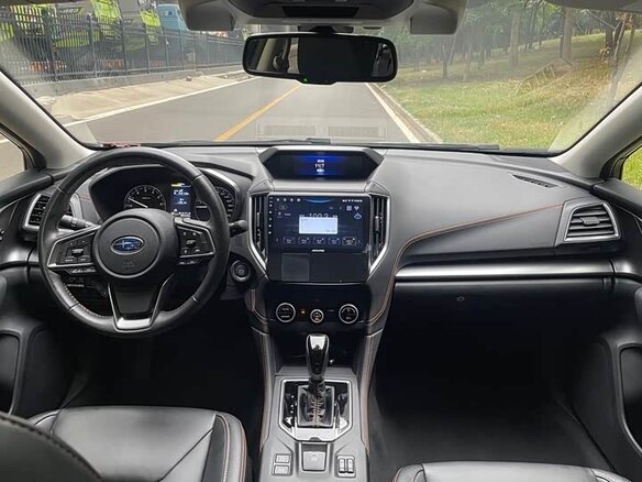 2021 Subaru XV II Рестайлинг, чёрный, 1900000 рублей - вид 5
