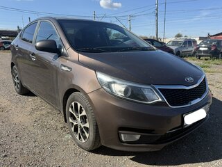 2017 Kia Rio III Рестайлинг, коричневый, 808000 рублей, вид 1